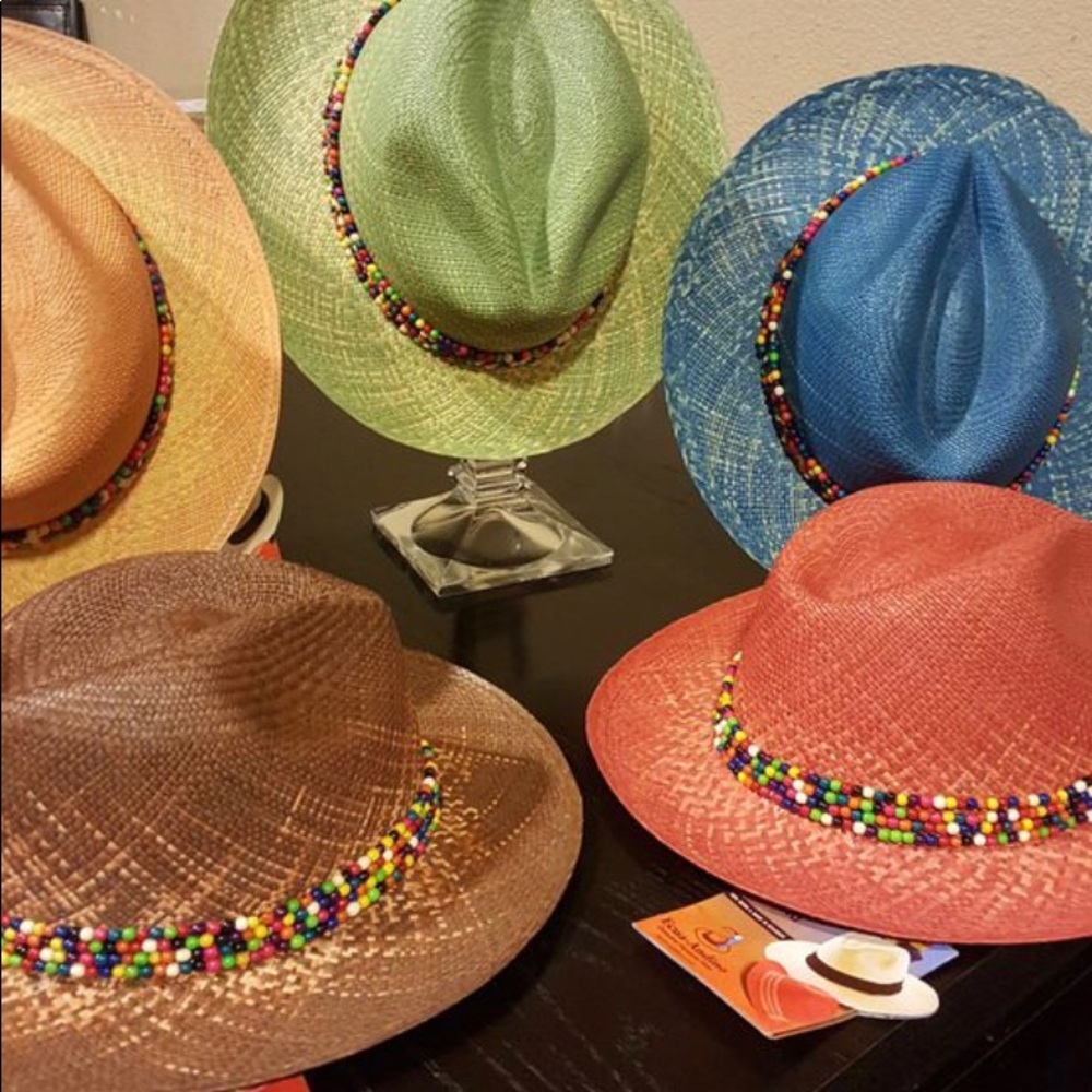 Panama hats 100% natural fiber from Ecuador